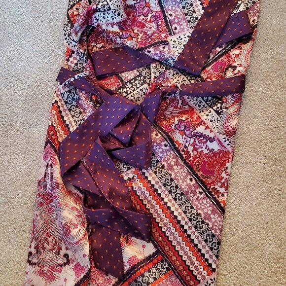 Victoria's Secret Pajamas and Robe Set. Size S/P - Picture 12 of 12